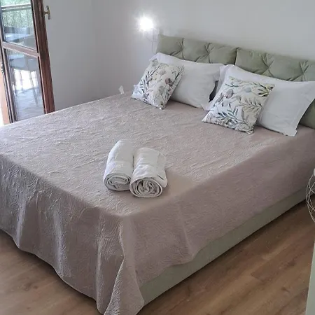 Blue Panorama Del Perledo